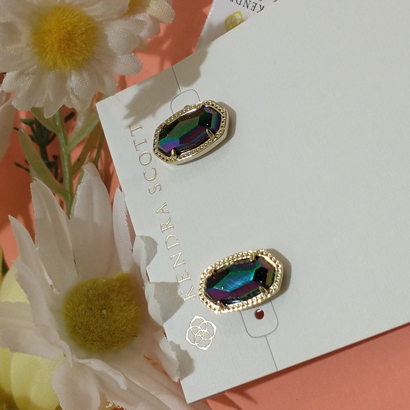 Kendra Scott Ellie Earrings - Picture 2 of 4